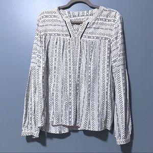 Loft Black and White Xs tribal print Blouse